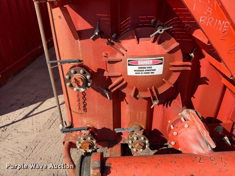 image for item FB8407 Dragon frac tank trailer