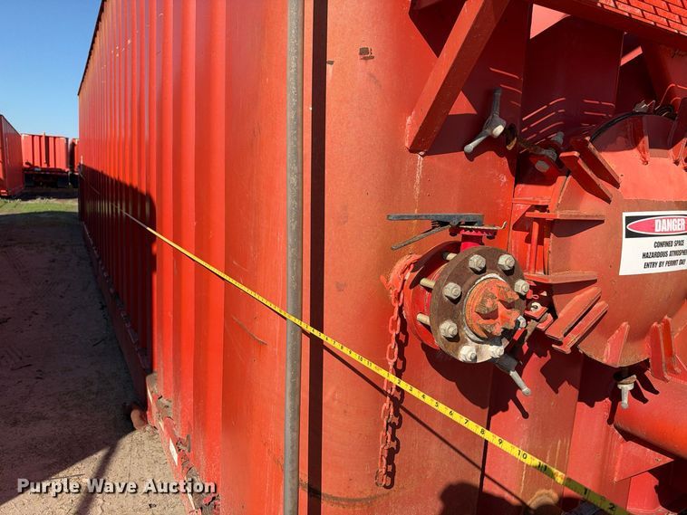 image for item FB8407 Dragon frac tank trailer