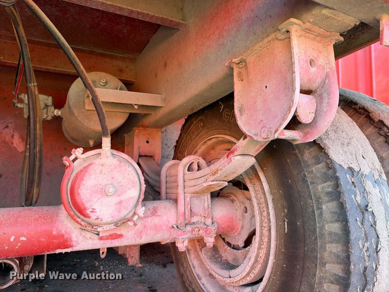 image for item FB8407 Dragon frac tank trailer