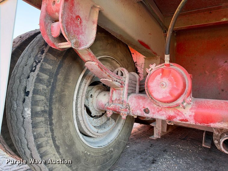 image for item FB8407 Dragon frac tank trailer