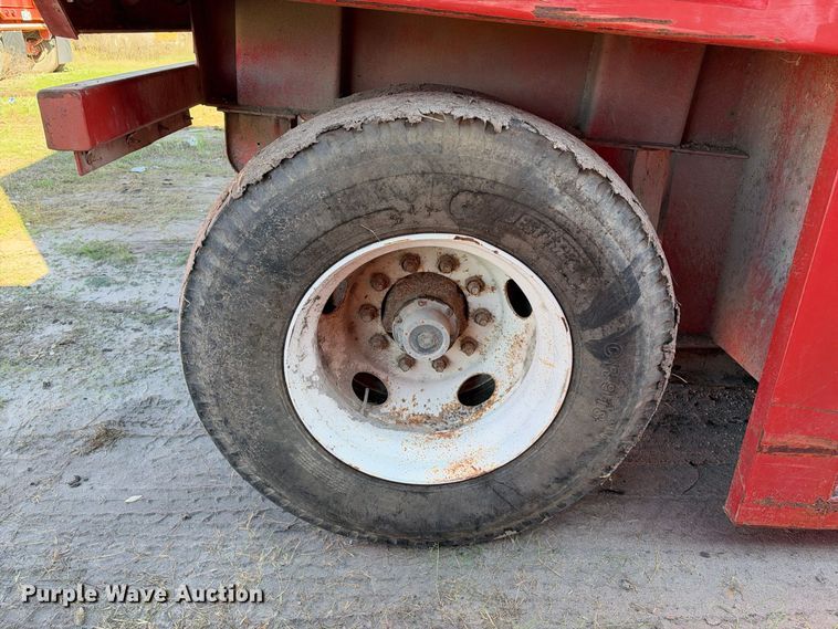 image for item FB8407 Dragon frac tank trailer