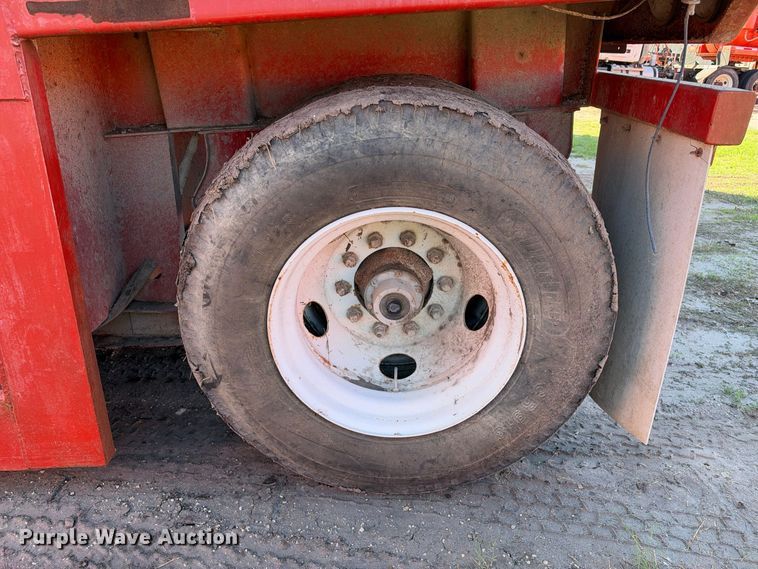 image for item FB8407 Dragon frac tank trailer