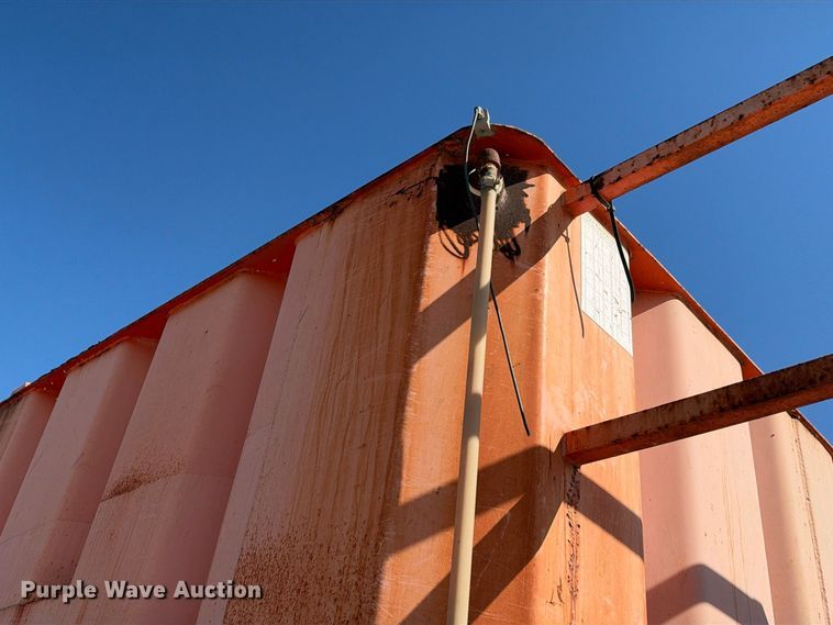 image for item FB8409 2007 Salty's Manufacturing frac tank trailer