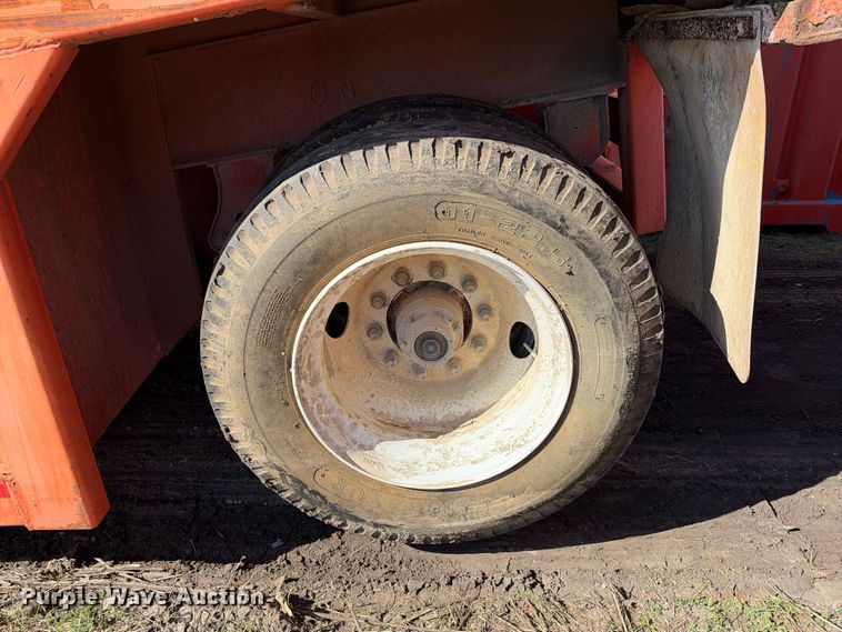 image for item FB8409 2007 Salty's Manufacturing frac tank trailer