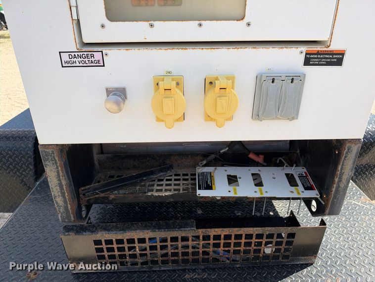 image for item FB8415 2019 CK Power generator