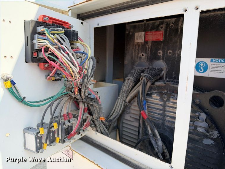 image for item FB8415 2019 CK Power generator
