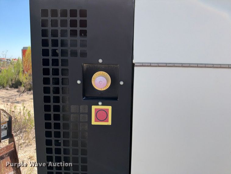 image for item FB8417 Doosan G70 generator