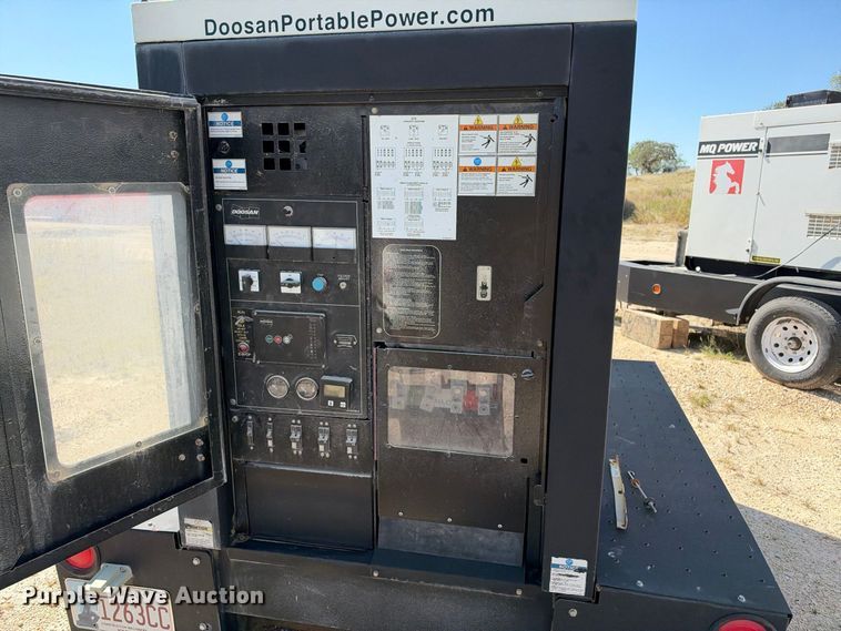 image for item FB8417 Doosan G70 generator