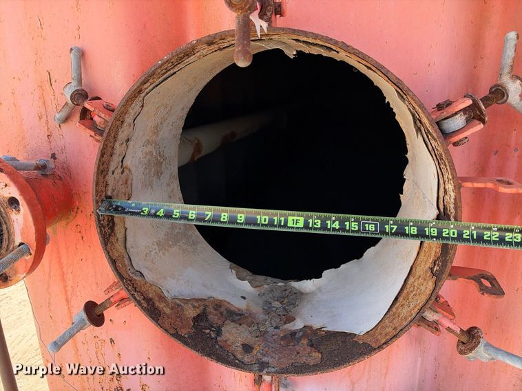 image for item FB8433 2008 Salty's Manufacturing frac tank trailer