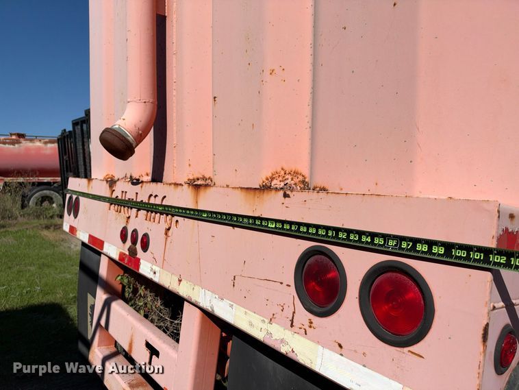 image for item FB8433 2008 Salty's Manufacturing frac tank trailer
