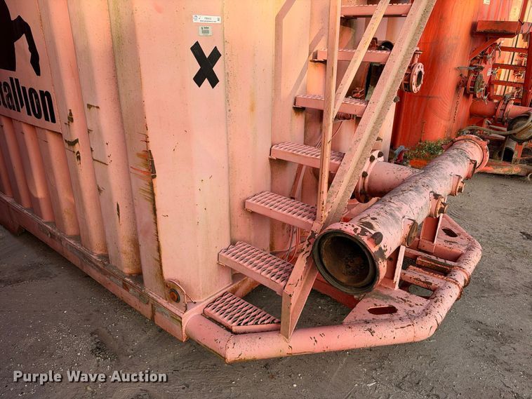 image for item FB8435 Watkins frac tank trailer