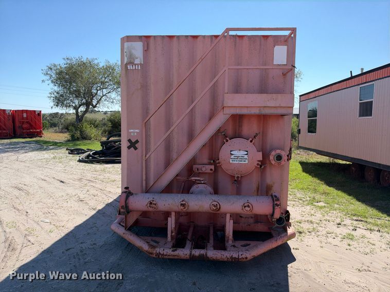 image for item FB8436 Wichita frac tank trailer