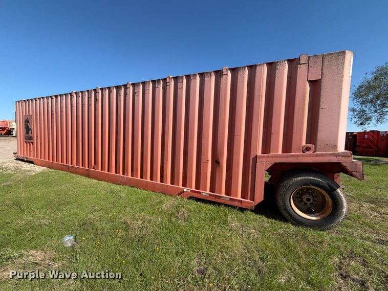 image for item FB8436 Wichita frac tank trailer