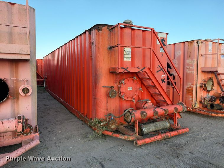 image for item FB8437 Dragon frac tank trailer