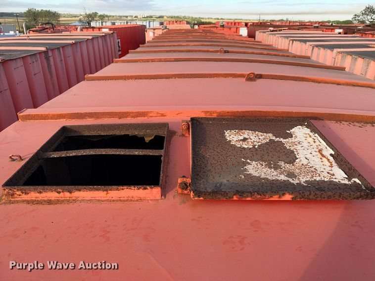 image for item FB8441 Dragon frac tank trailer