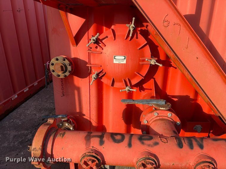 image for item FB8441 Dragon frac tank trailer