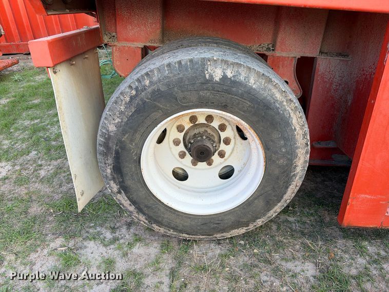 image for item FB8441 Dragon frac tank trailer