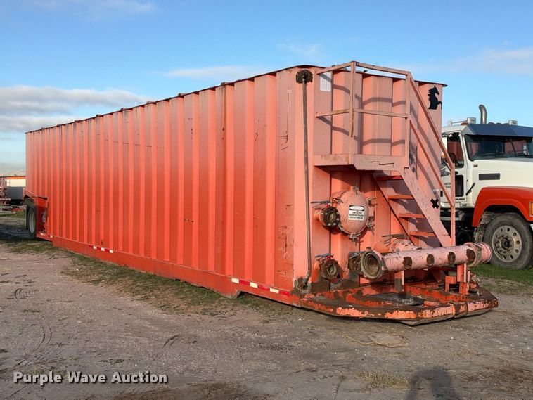 image for item FB8442 2007 Salty's Manufacturing frac tank trailer