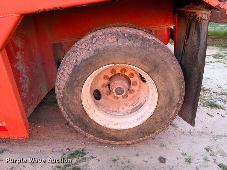 image for item FB8442 2007 Salty's Manufacturing frac tank trailer