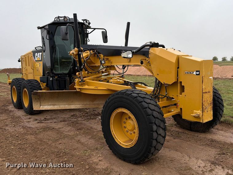image for item FC0013 2017 Caterpillar 140M3 motor grader