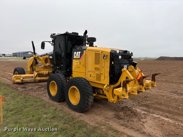 image for item FC0013 2017 Caterpillar 140M3 motor grader