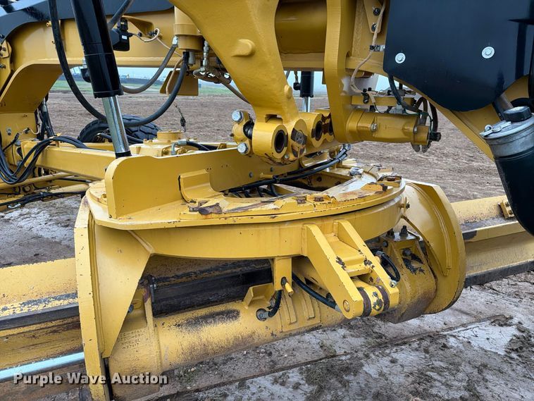 image for item FC0013 2017 Caterpillar 140M3 motor grader