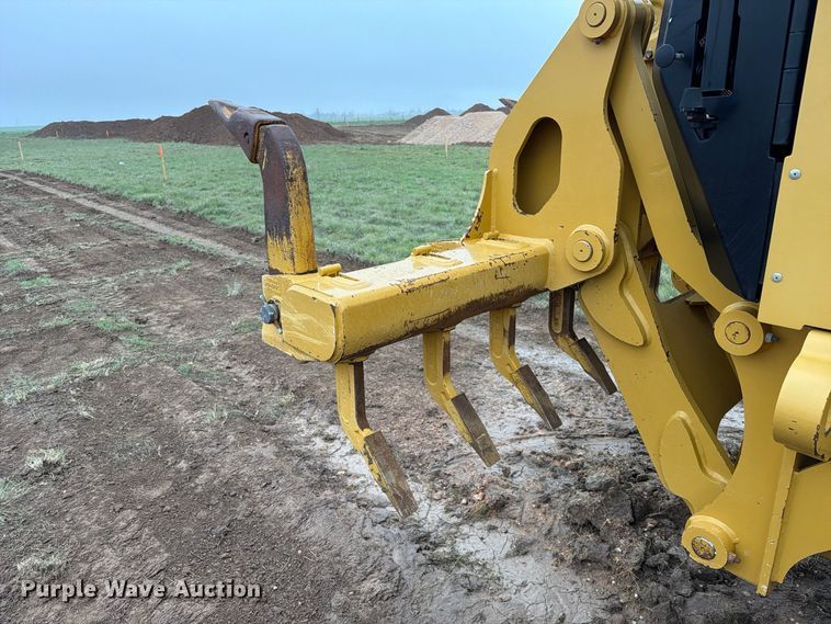 image for item FC0013 2017 Caterpillar 140M3 motor grader