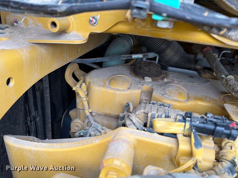 image for item FC0013 2017 Caterpillar 140M3 motor grader