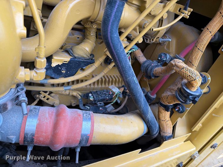 image for item FC0013 2017 Caterpillar 140M3 motor grader