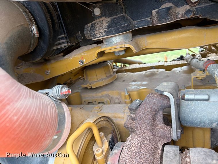 image for item FC0013 2017 Caterpillar 140M3 motor grader