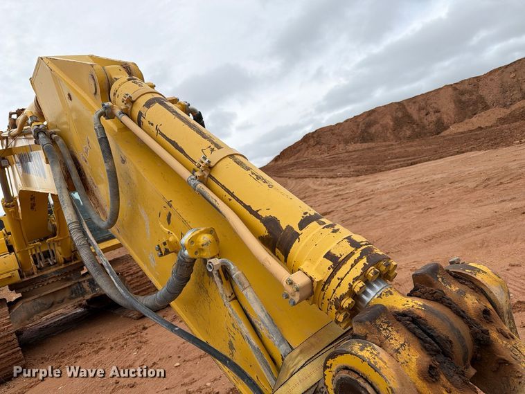 image for item FC0015 2018 Komatsu PC490LC-11 excavator