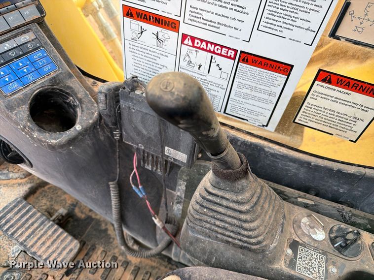 image for item FC0015 2018 Komatsu PC490LC-11 excavator