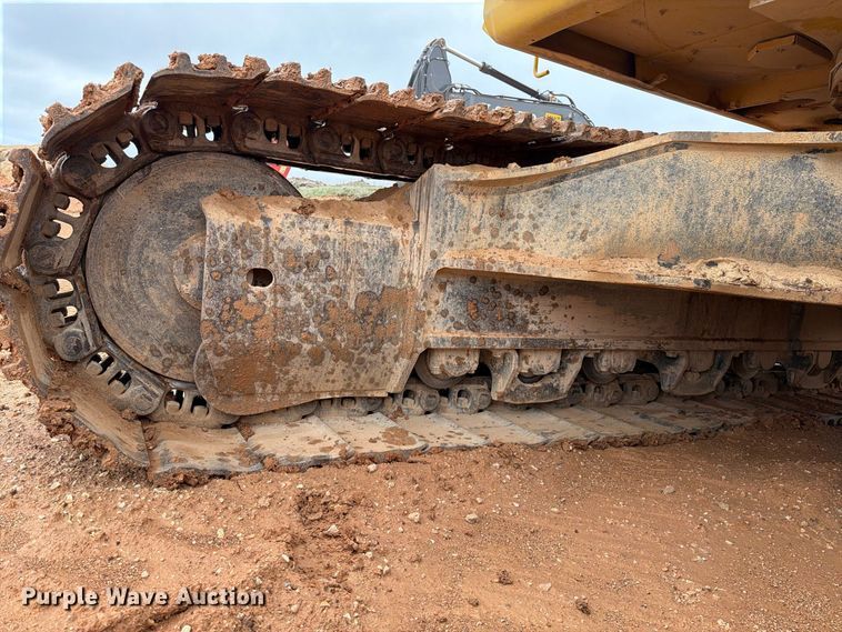 image for item FC0015 2018 Komatsu PC490LC-11 excavator