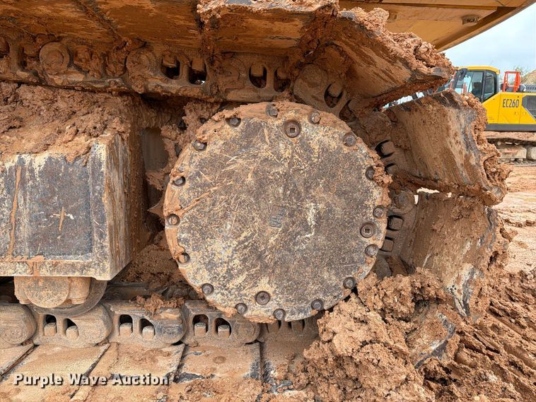 image for item FC0015 2018 Komatsu PC490LC-11 excavator