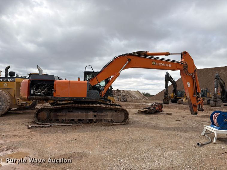 image for item FC0016 2012 Hitachi ZX350LC-5N excavator