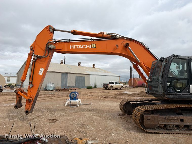 image for item FC0016 2012 Hitachi ZX350LC-5N excavator