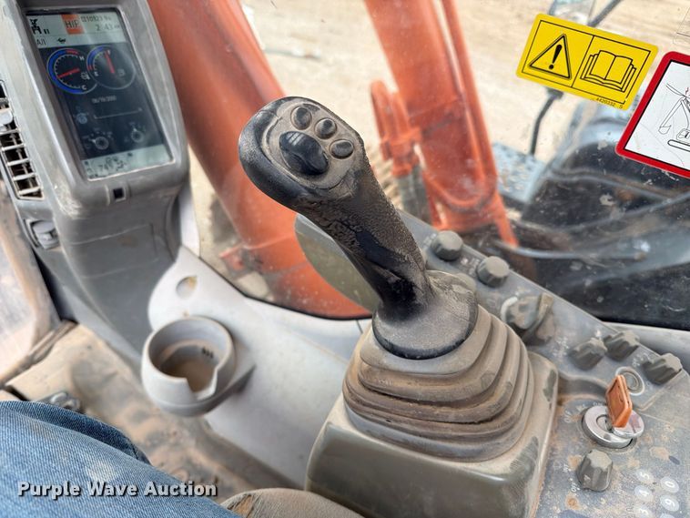 image for item FC0016 2012 Hitachi ZX350LC-5N excavator