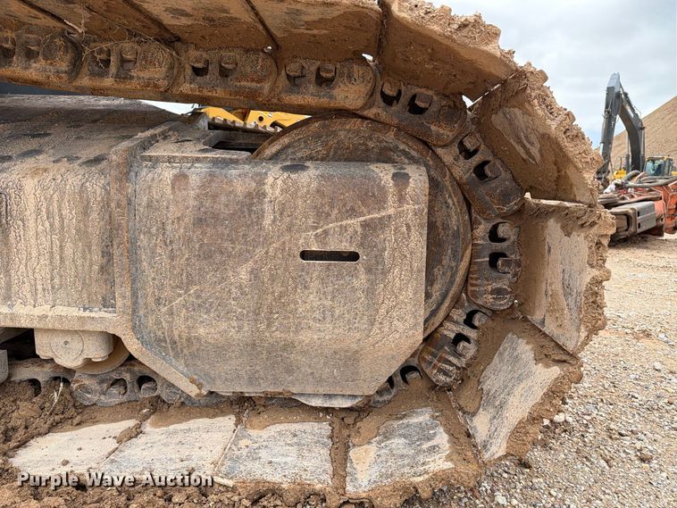 image for item FC0016 2012 Hitachi ZX350LC-5N excavator
