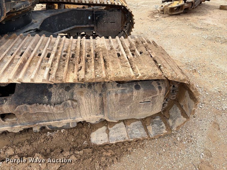 image for item FC0016 2012 Hitachi ZX350LC-5N excavator