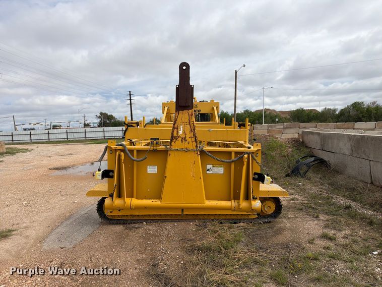 image for item FC0017 Gomaco C-650-S slipform paver