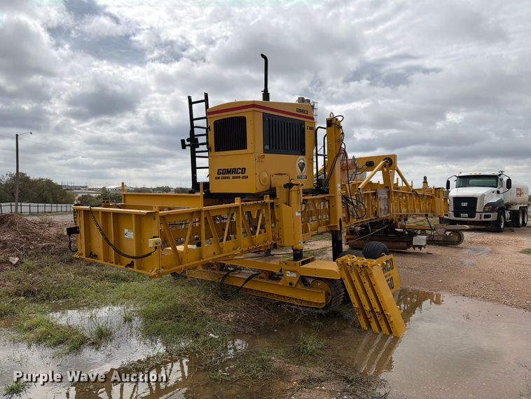 image for item FC0017 Gomaco C-650-S slipform paver