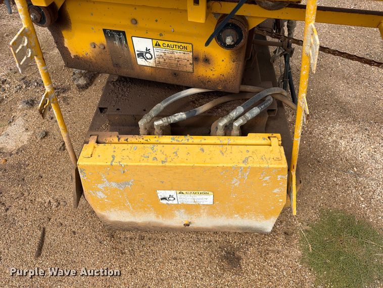 image for item FC0017 Gomaco C-650-S slipform paver