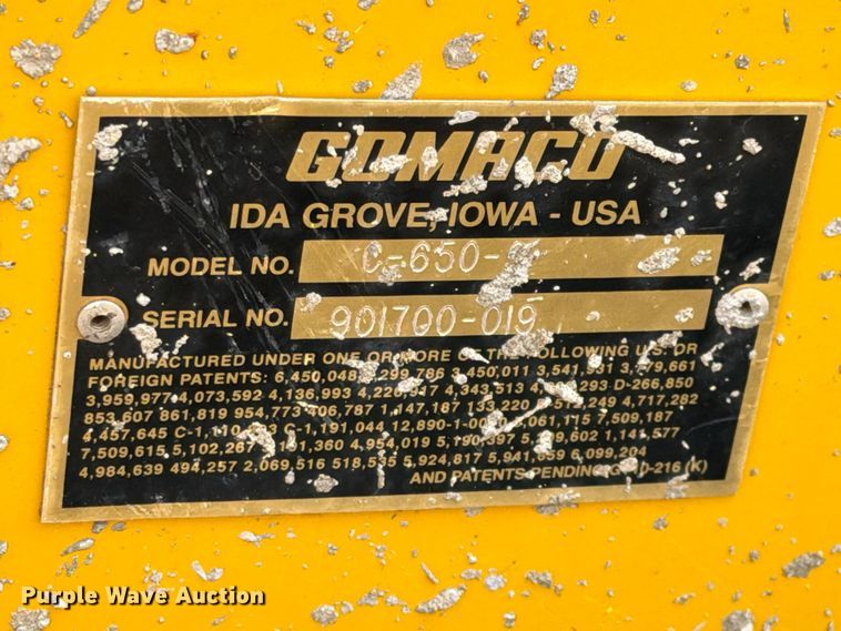 image for item FC0017 Gomaco C-650-S slipform paver