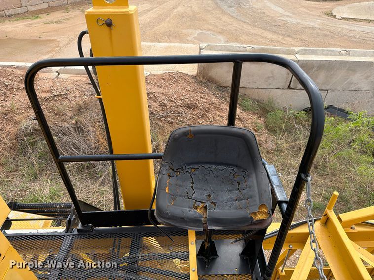 image for item FC0017 Gomaco C-650-S slipform paver