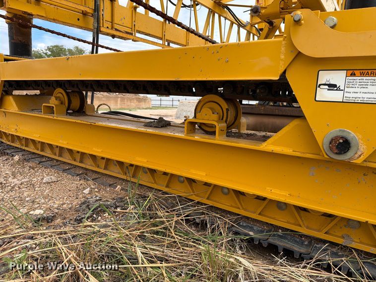 image for item FC0017 Gomaco C-650-S slipform paver