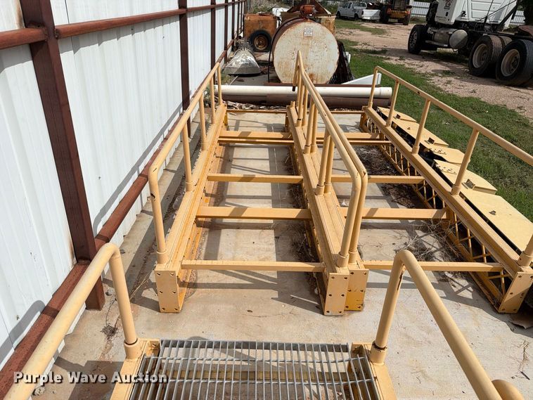image for item FC0017 Gomaco C-650-S slipform paver