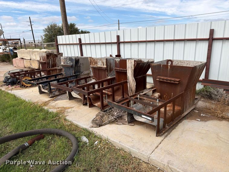 image for item FC0018 (6) concrete curb forms