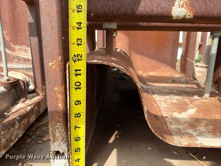 image for item FC0018 (6) concrete curb forms