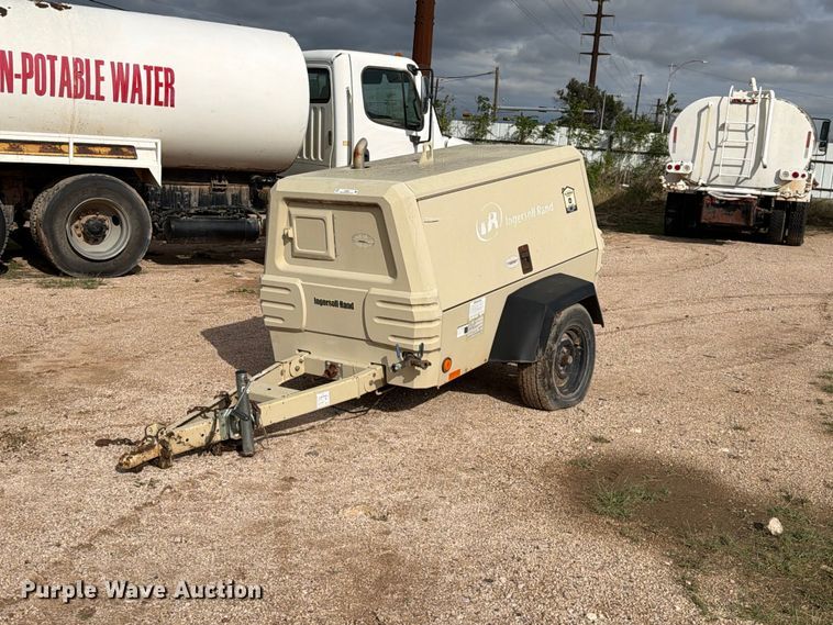 image for item FC0021 2008 Ingersoll Rand air compressor