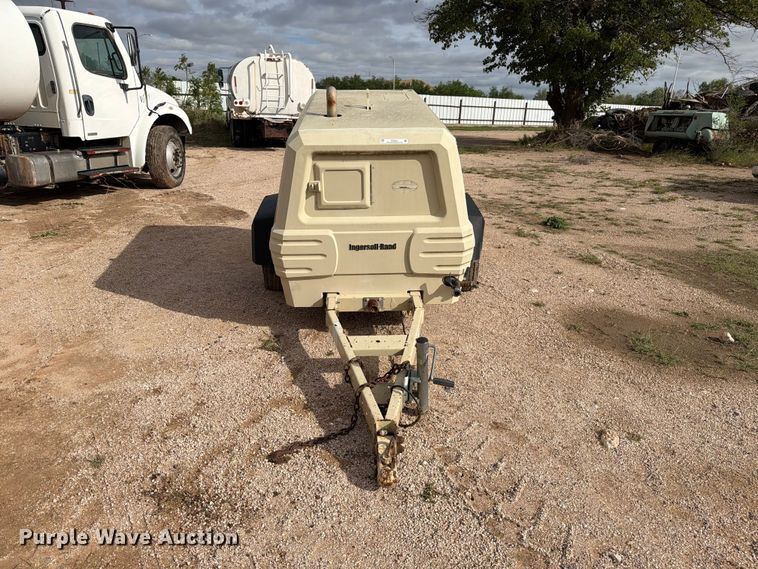 image for item FC0021 2008 Ingersoll Rand air compressor